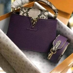 Women bags available in stock(Pallets)